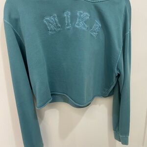 Nike Women's Teal Cropped Fleece Sweatshirt